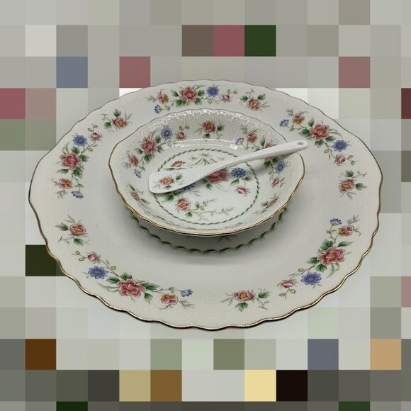 Andrea by Sadek 3 Piece "Garden of India" Scalloped Platter Dip Bowl and Spoon - Picture 4 of 16